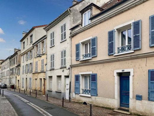 Edificio en Lagny-sur-Marne, Sena y Marne