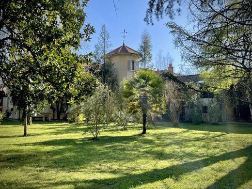 Luxus-Haus in Vinay, Isère