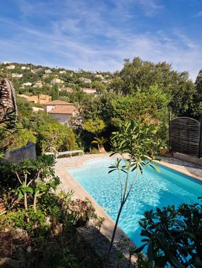 Πολυτελή κατοικία σε Les Issambres, Var