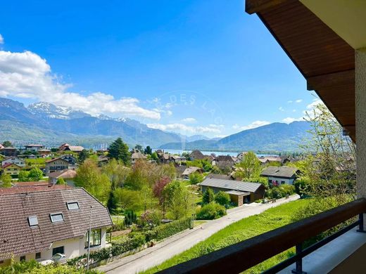 Maison de luxe à Sevrier, Haute-Savoie