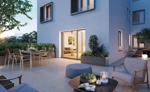 Apartment / Etagenwohnung in Ivry-sur-Seine, Val-de-Marne