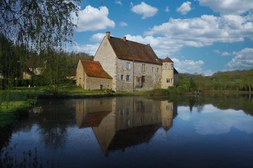 Luxury home in Viévy, Cote d'Or