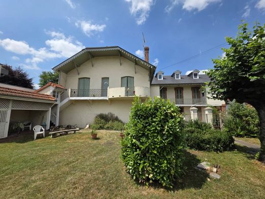 Жилой комплекс, Tarbes, Hautes-Pyrénées