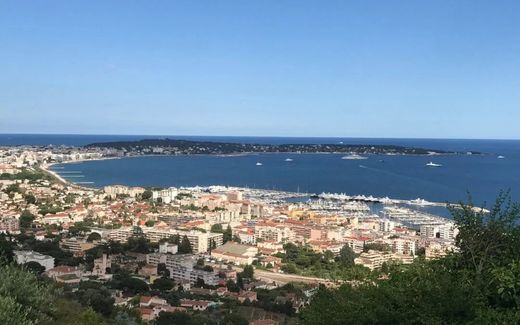 Luxus-Haus in Vallauris, Alpes-Maritimes