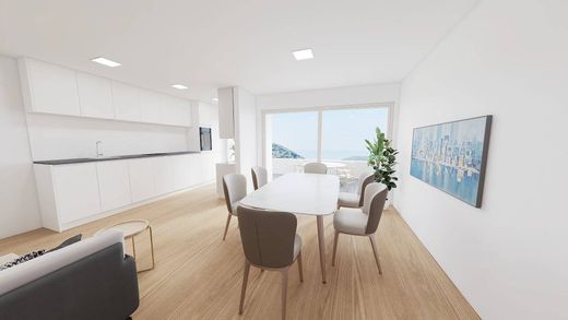 Apartment / Etagenwohnung in Sesimbra, Distrito de Setúbal