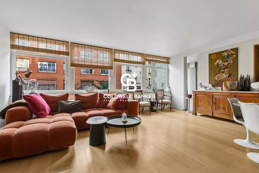 Apartment in La Muette, Auteuil, Porte Dauphine, Paris