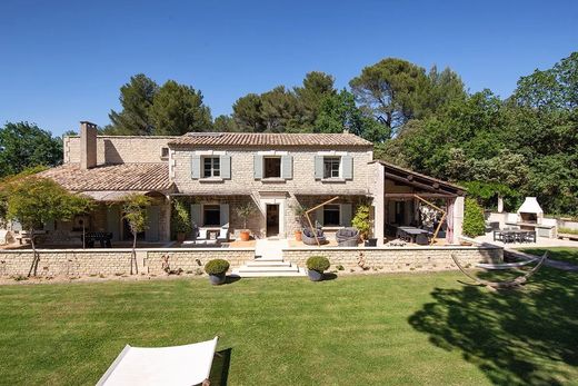 Rural or Farmhouse in Saint-Rémy-de-Provence, Bouches-du-Rhône