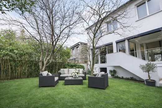 Luxus-Haus in Joinville-le-Pont, Val-de-Marne