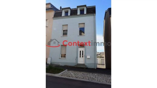 Luxe woning in Pétange, Canton d'Esch-sur-Alzette