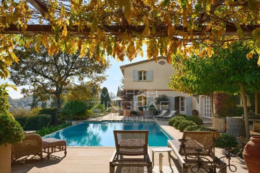 Luxe woning in Le Bar-sur-Loup, Alpes-Maritimes