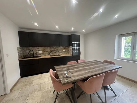 Luxury home in Cuttoli-Corticchiato, South Corsica