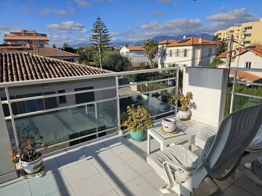 Piso / Apartamento en Cagnes-sur-Mer, Alpes Marítimos