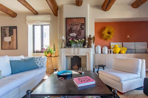 Apartment in Marseille, Bouches-du-Rhône