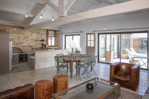 Casa de lujo en Maussane-les-Alpilles, Bocas del Ródano
