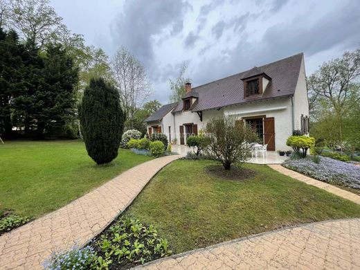 Luxe woning in Le Coudray-Montceaux, Essonne
