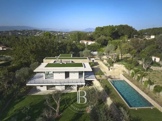 Luxury home in Mougins, Alpes-Maritimes