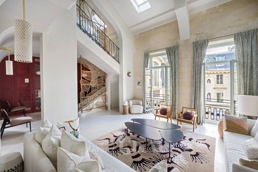 Apartment in Canal Saint Martin, Château d’Eau, Porte Saint-Denis, Paris