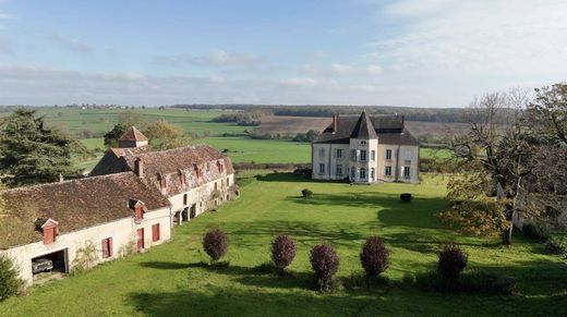 Zamek w Champvert, Nièvre