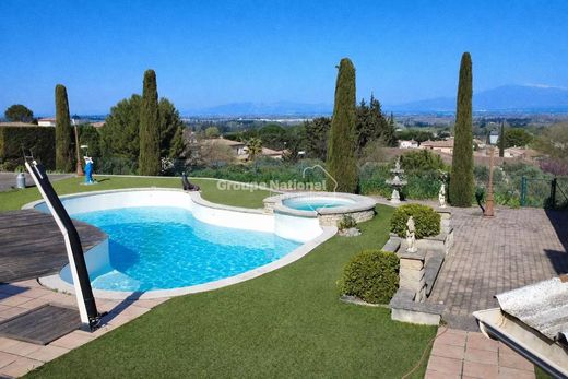 Villa in Saint-Saturnin-lès-Avignon, Vaucluse