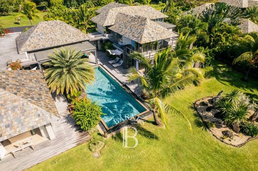 Willa w Beau Champ, Savanne District