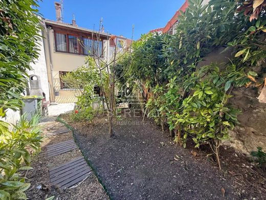 Luxus-Haus in Fontenay-sous-Bois, Val-de-Marne