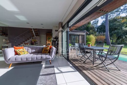 Casa di lusso a Arcachon, Gironda