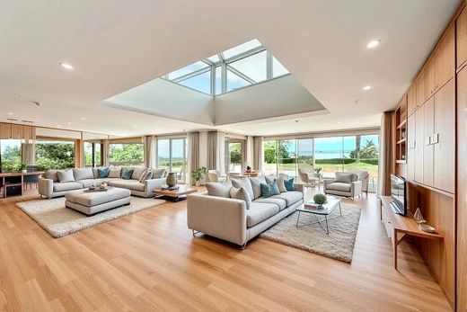 Penthouse in Tannay, Nyon District