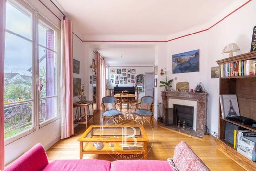 Luxury home in Le Chesnay, Yvelines