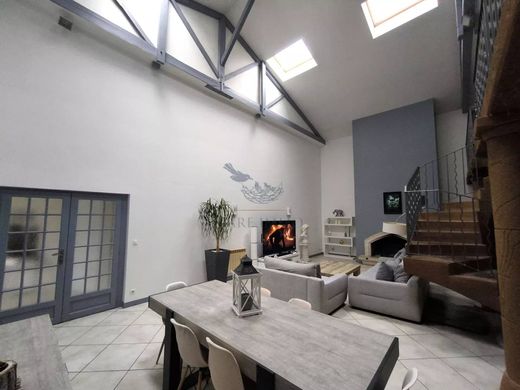 豪宅  Porte des Pierres Dorées, Rhône