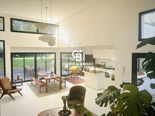 Luxus-Haus in Marnes-la-Coquette, Hauts-de-Seine