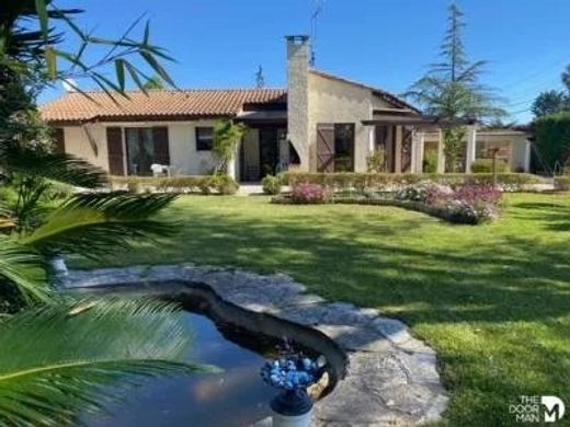 Villa in Antibes, Alpes-Maritimes
