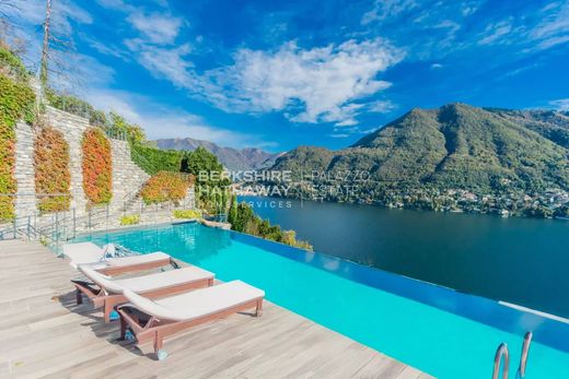 Appartement in Moltrasio, Provincia di Como