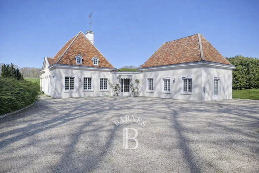 Luxury home in Feucherolles, Yvelines