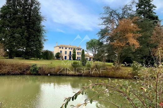 Casa di lusso a La Tour-de-Salvagny, Rhône