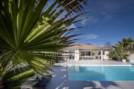 Luxury home in Gujan-Mestras, Gironde