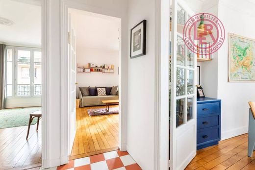 Apartment / Etagenwohnung in Montreuil-sous-Bois, Seine-Saint-Denis