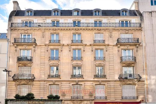 Apartment / Etagenwohnung in Champs-Elysées, Madeleine, Triangle d’or, Paris