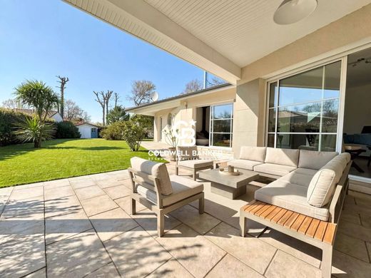 Luxury home in Andernos-les-Bains, Gironde