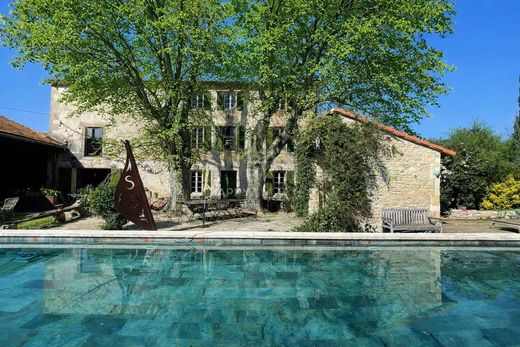 Luxury home in Tarascon, Bouches-du-Rhône