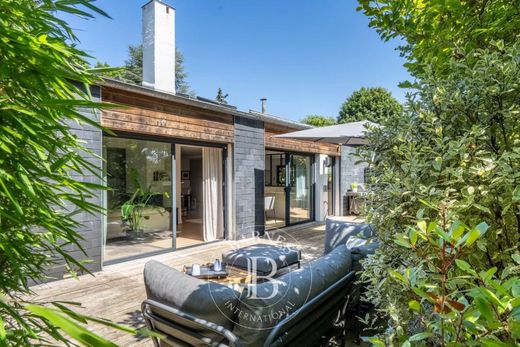 Luxury home in La Celle-Saint-Cloud, Yvelines