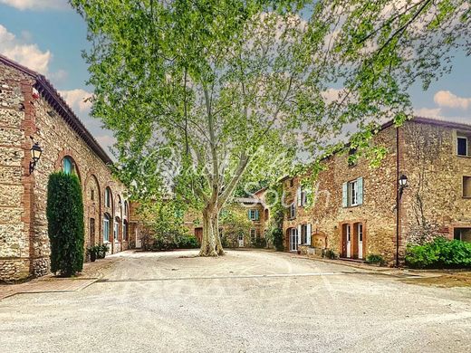 Rural or Farmhouse in Perpignan, Pyrénées-Orientales