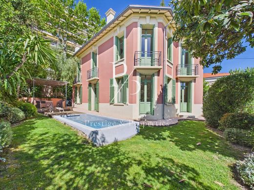 Willa w Cannes, Alpes-Maritimes