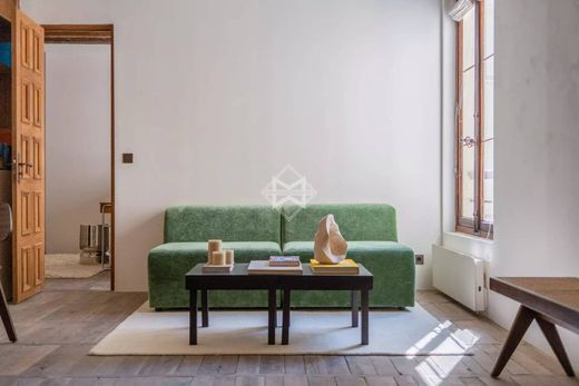 Apartament w Tour Eiffel, Invalides – Ecole Militaire, Saint-Thomas d’Aquin, Paris