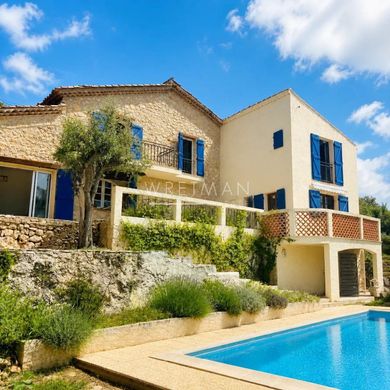 Villa in Bagnols-en-Forêt, Var