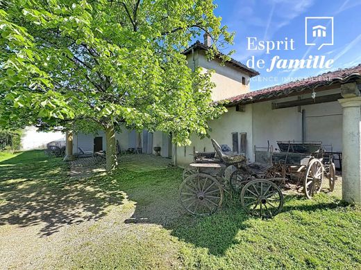 Luxury home in Montanay, Rhône