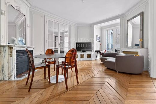 Apartment in La Muette, Auteuil, Porte Dauphine, Paris