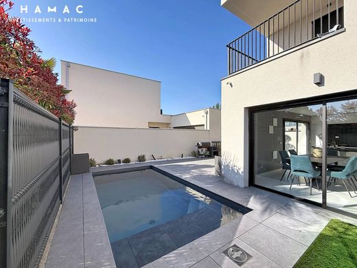 Luxury home in Dardilly, Rhône