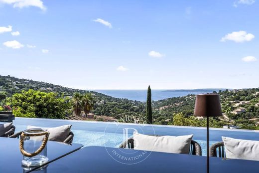 Вилла, Roquebrune-sur-Argens, Var