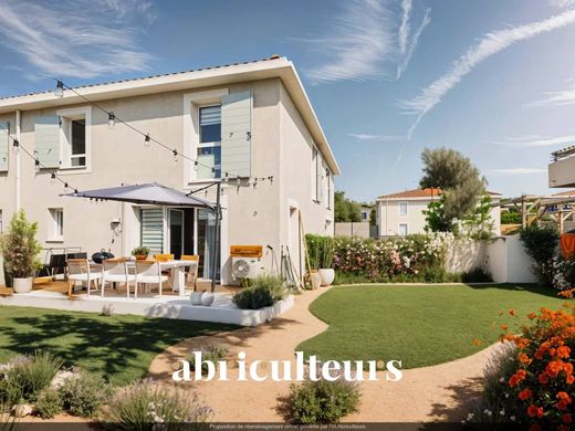 Duplex in Meyreuil, Bouches-du-Rhône
