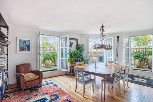 プロヴァン-スオペラ、グラン・ブルヴァール, Parisのアパートメント